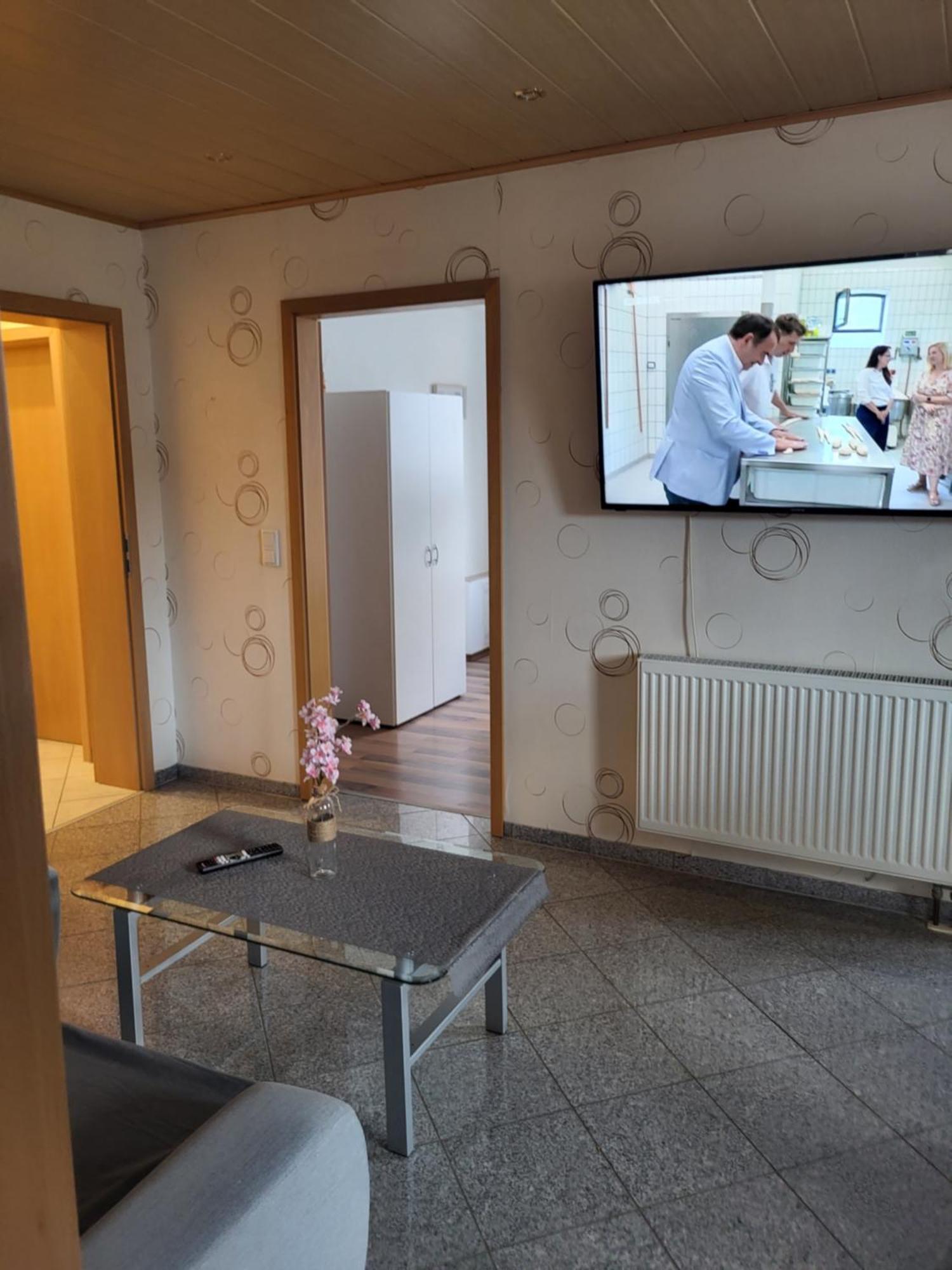 Fawiga Monteurwohnung Karben Ngoại thất bức ảnh